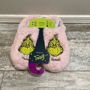 NWT Grinch mules sandal size 7 - 10